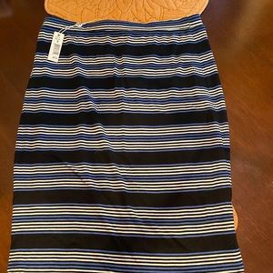 NWT Max Studio skirt